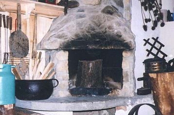 Polonia Privát Wisła, Exteriorul